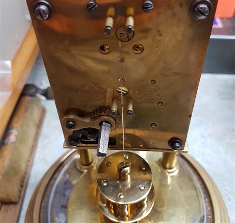 antique clock repairs brisbane.